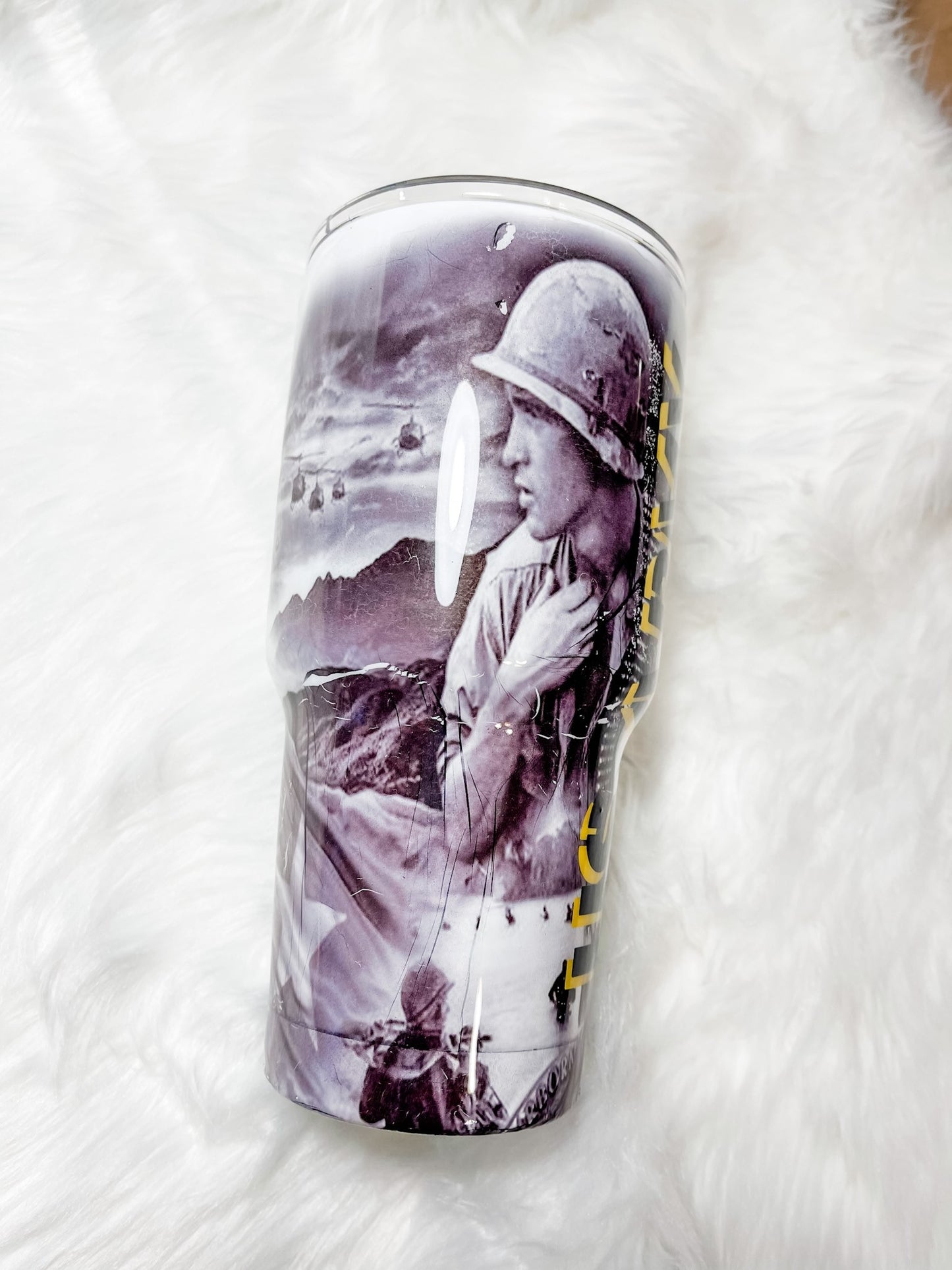 30 0z Stainless Steel Double Wall Modern Curve Tumbler